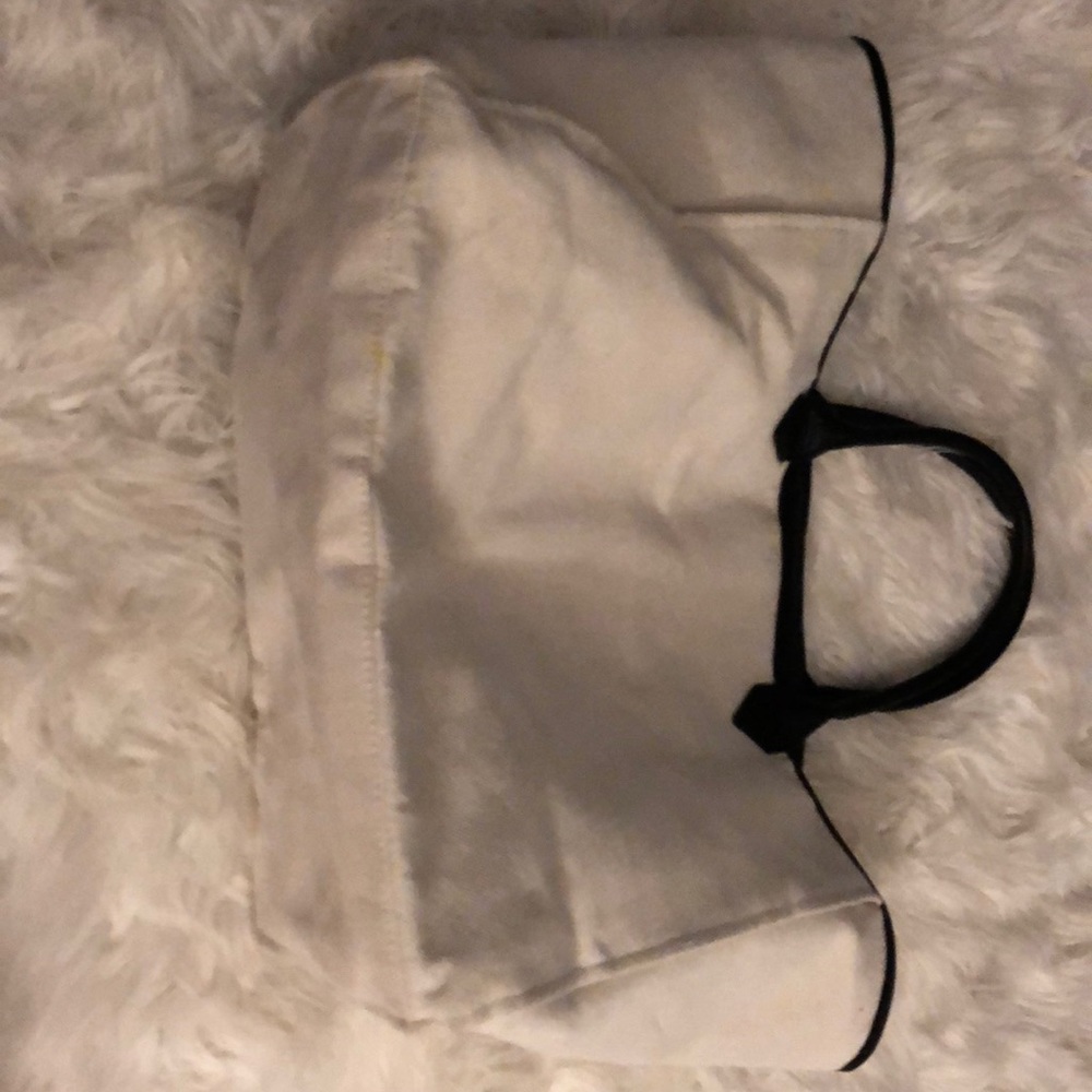 A Victoria secret bag - Picture 5 of 5